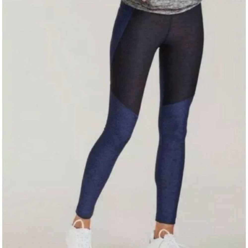 Outdoor Voices Women's Warm Up Two Toned Leggings Size M